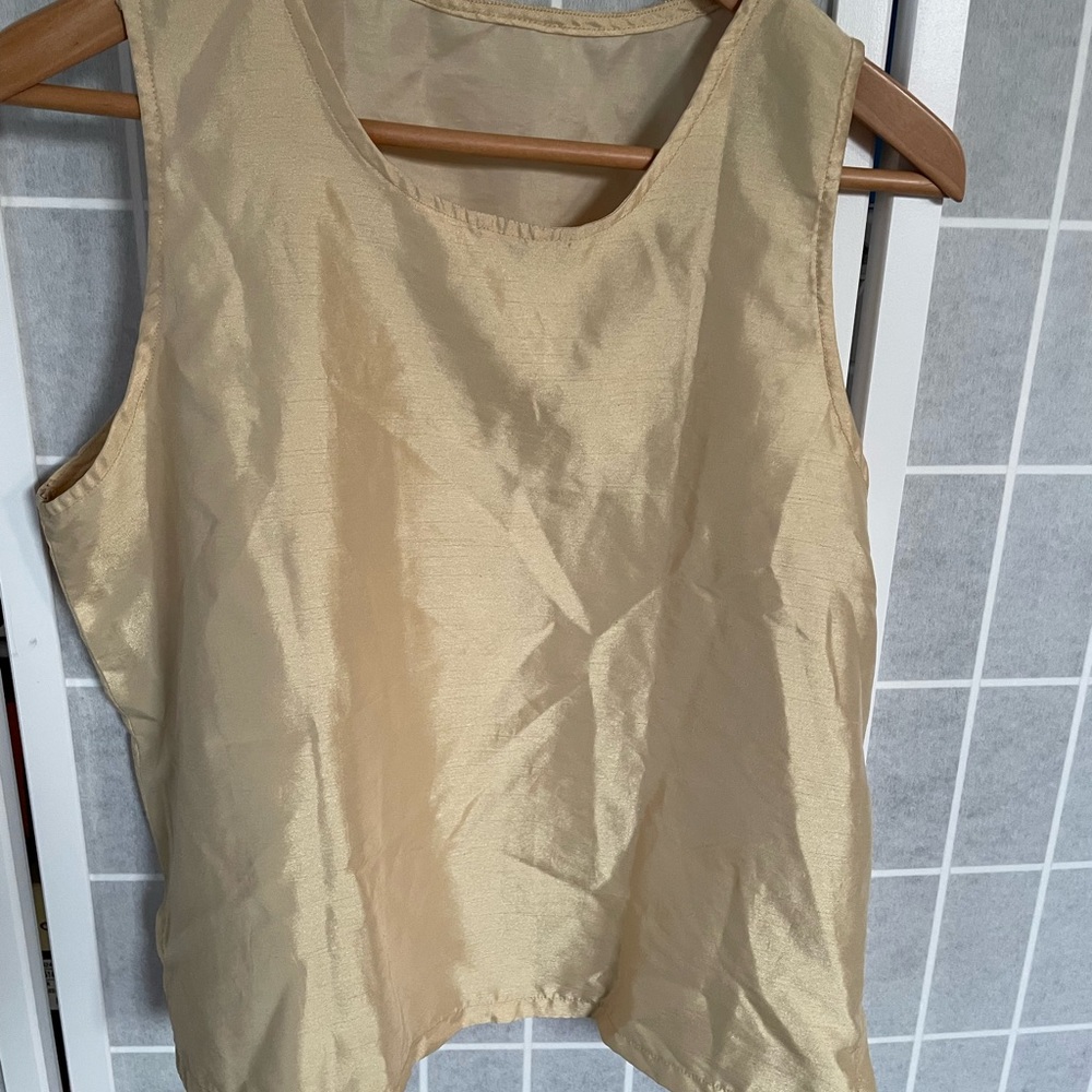 Yosi Elegant Sleeveless Top, Yellowish Gold, Size Small.